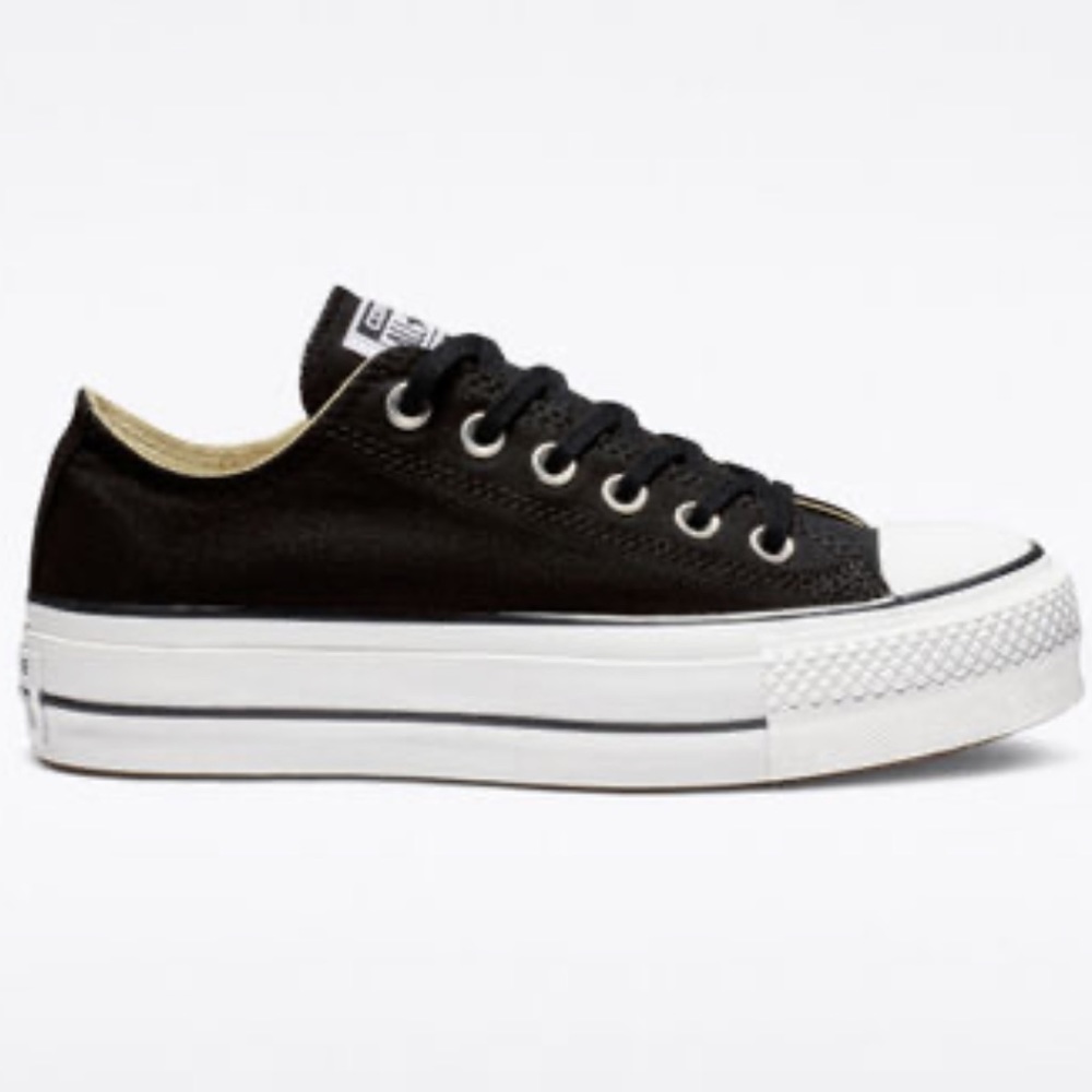 Converse women’s Lift ox black/white 7.5